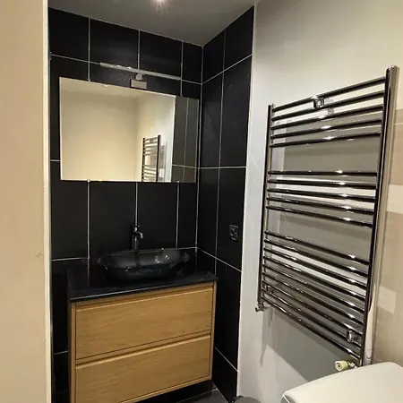 2p à Paris, Rue Rodier - Proche De L'opéra Garnier Appartamento