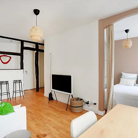 2p à Paris, Rue Rodier - Proche De L'opéra Garnier Parigi