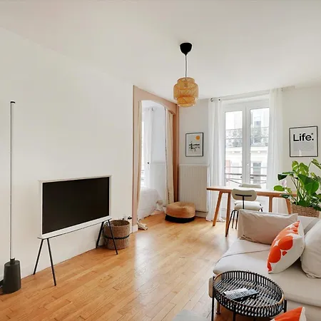 2p A Paris, Rue Rodier - Proche De L'opera Garnier Париж